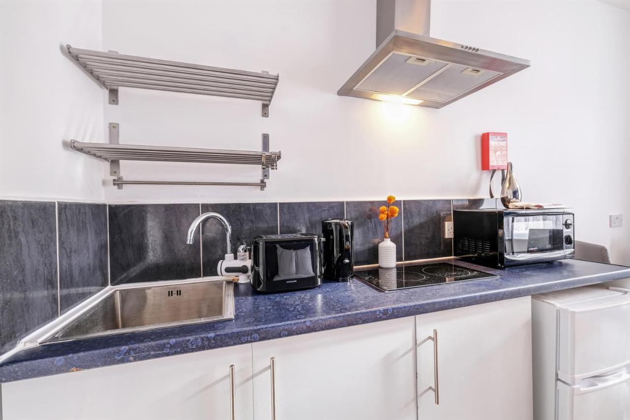 Fernbank Rooms Sudbury Hill, Harrow, Self-Contained Studios With En-Suite Harrow on the Hill ภายนอก รูปภาพ