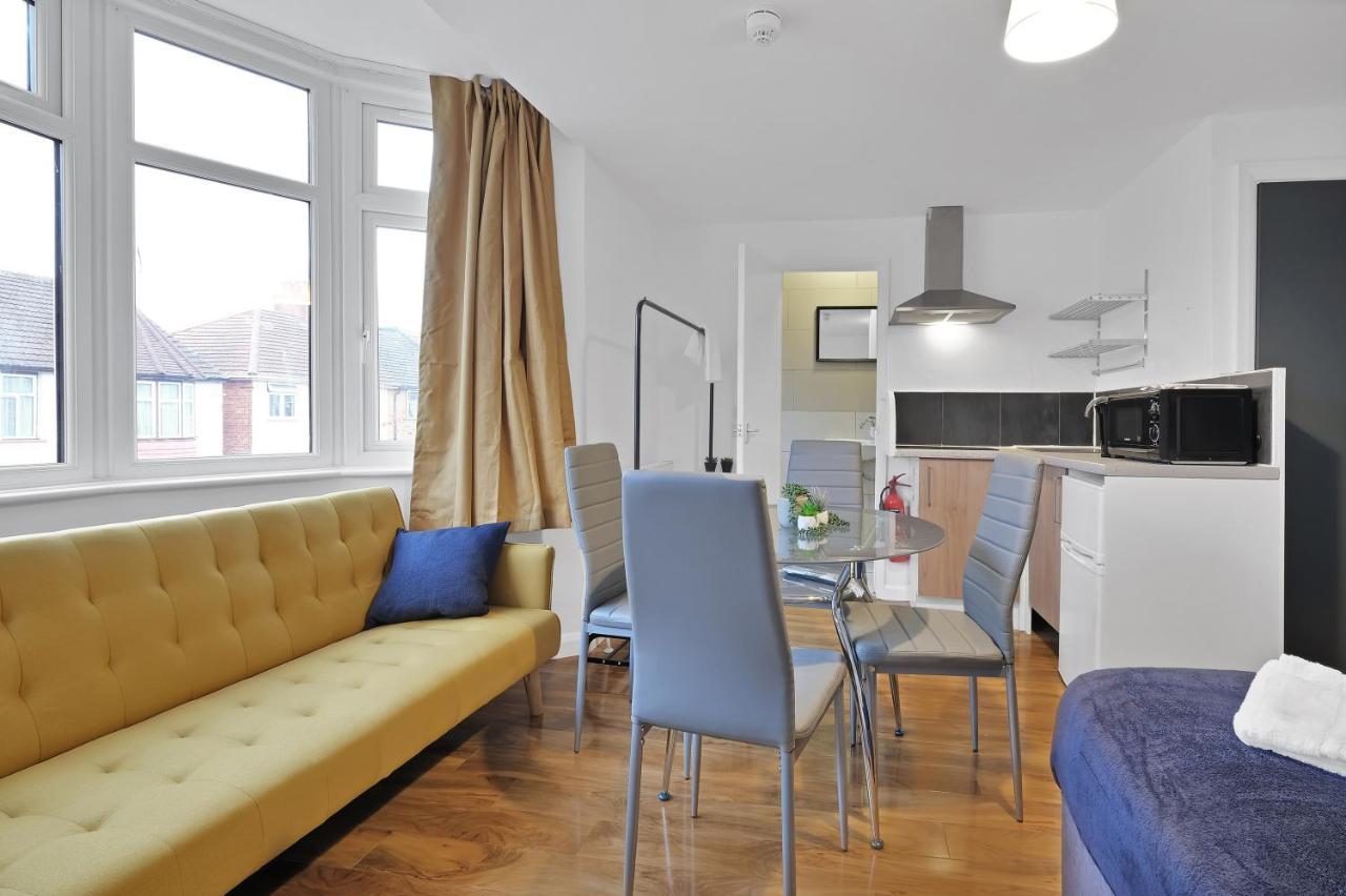 Fernbank Rooms Sudbury Hill, Harrow, Self-Contained Studios With En-Suite Harrow on the Hill ภายนอก รูปภาพ