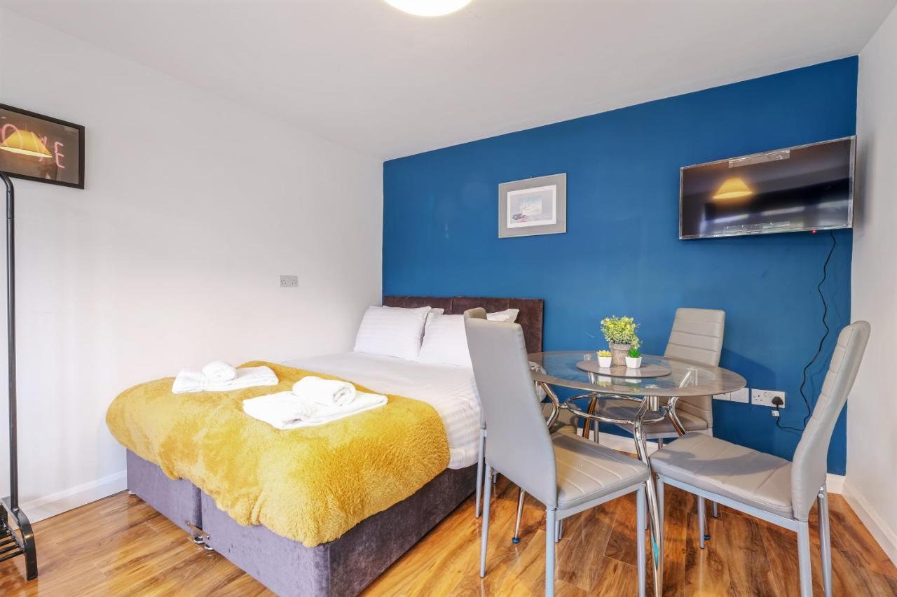 Fernbank Rooms Sudbury Hill, Harrow, Self-Contained Studios With En-Suite Harrow on the Hill ภายนอก รูปภาพ