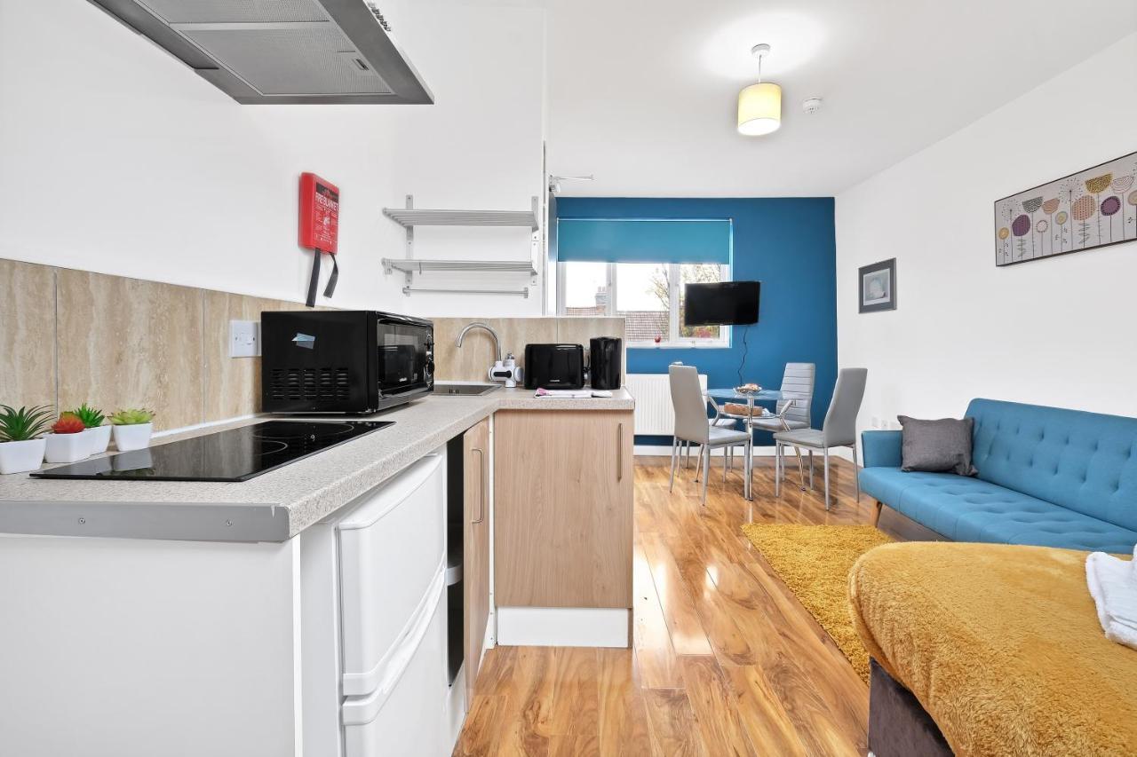 Fernbank Rooms Sudbury Hill, Harrow, Self-Contained Studios With En-Suite Harrow on the Hill ภายนอก รูปภาพ